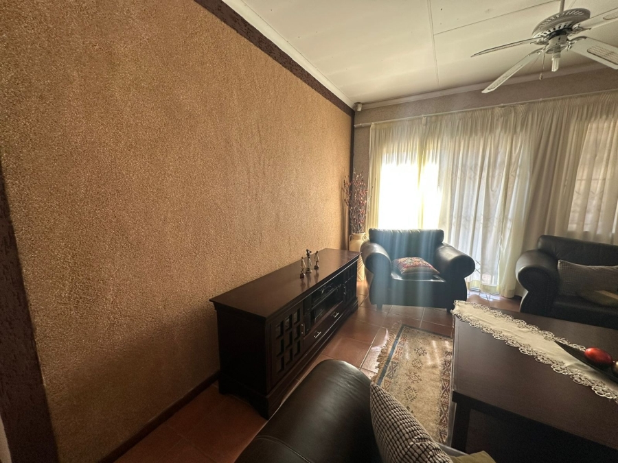 3 Bedroom Property for Sale in Waterval East North West